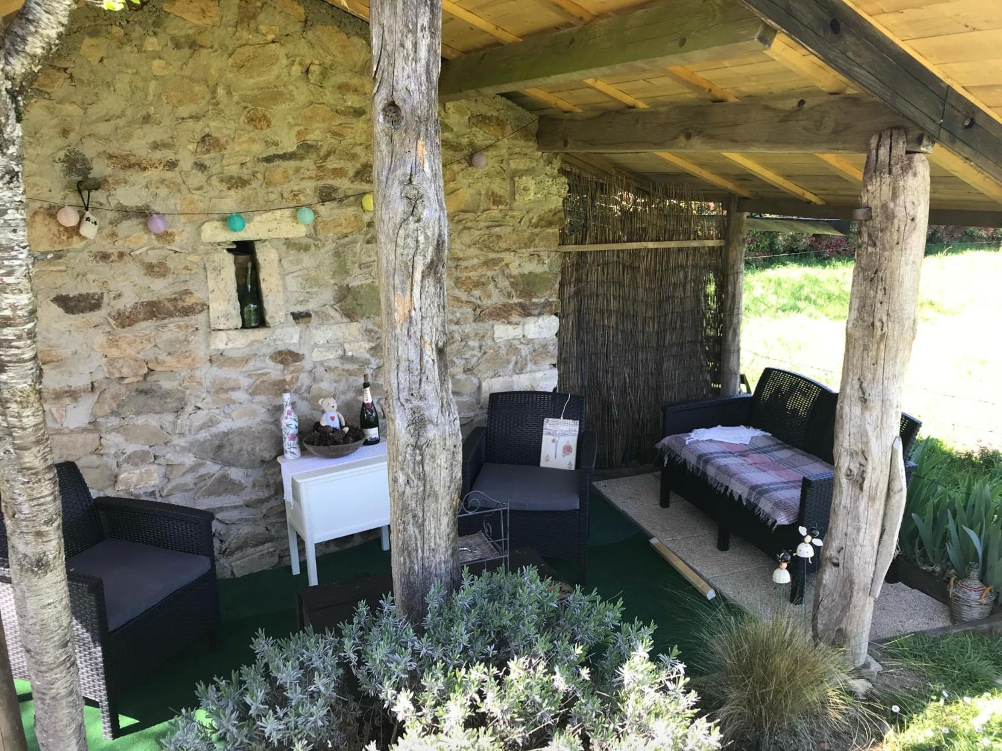 Bed and Breakfast Le Petit Grange Le Lindois Экстерьер фото